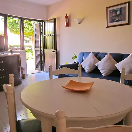 Ch 8, 11 E 12 - Casa Da Horta 3 X T 1 Up To 12 Guests Olhos de Agua (Albufeira)