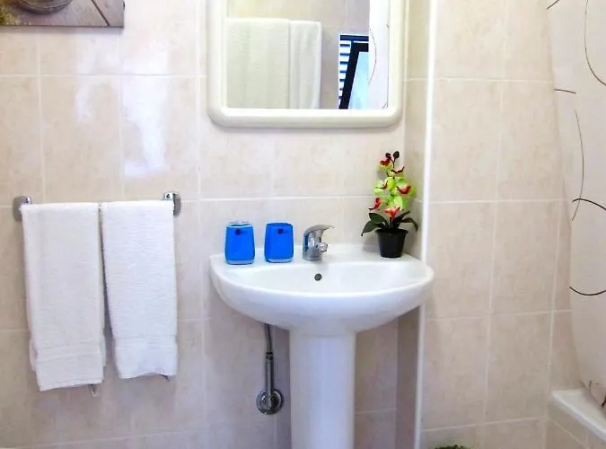 Appartement Ch 8, 11 E 12 - Casa Da Horta 3 X T 1 Up To 12 Guests