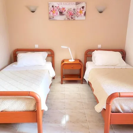 Ch 8, 11 E 12 - Casa Da Horta 3 X T 1 Up To 12 Guests Appartement Olhos de Agua (Albufeira)